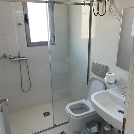 Miramare Apartment Sarande Exterior photo